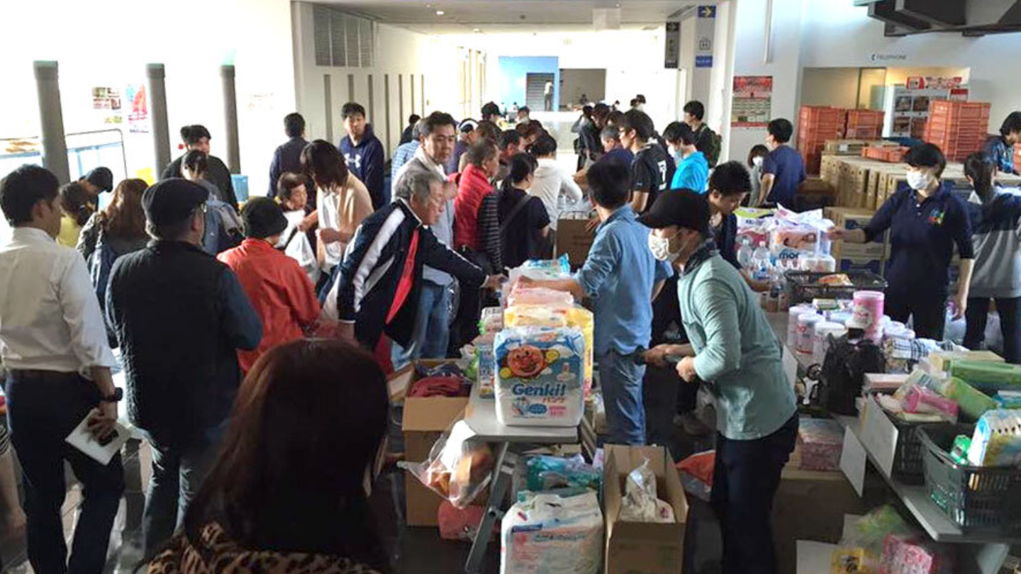 広島YMCA全体での街頭募金活動の記録