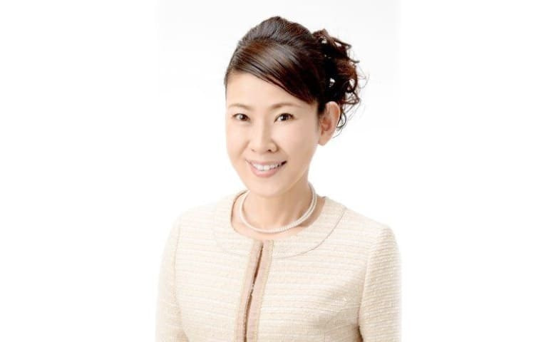 学校関係者評価委員女性